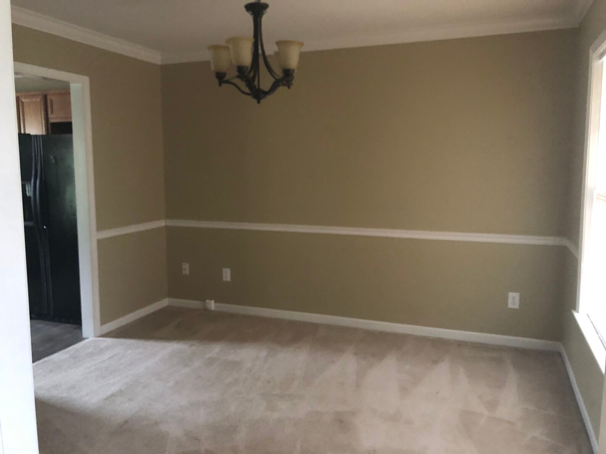 Building Photo - 6220 Spurgeon Way