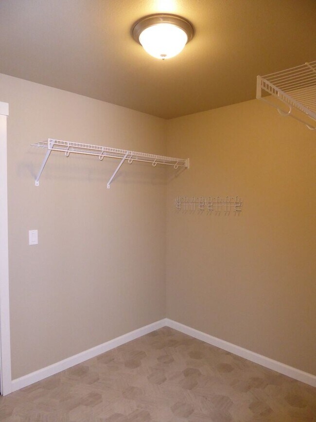 Building Photo - 21190 Capella Pl