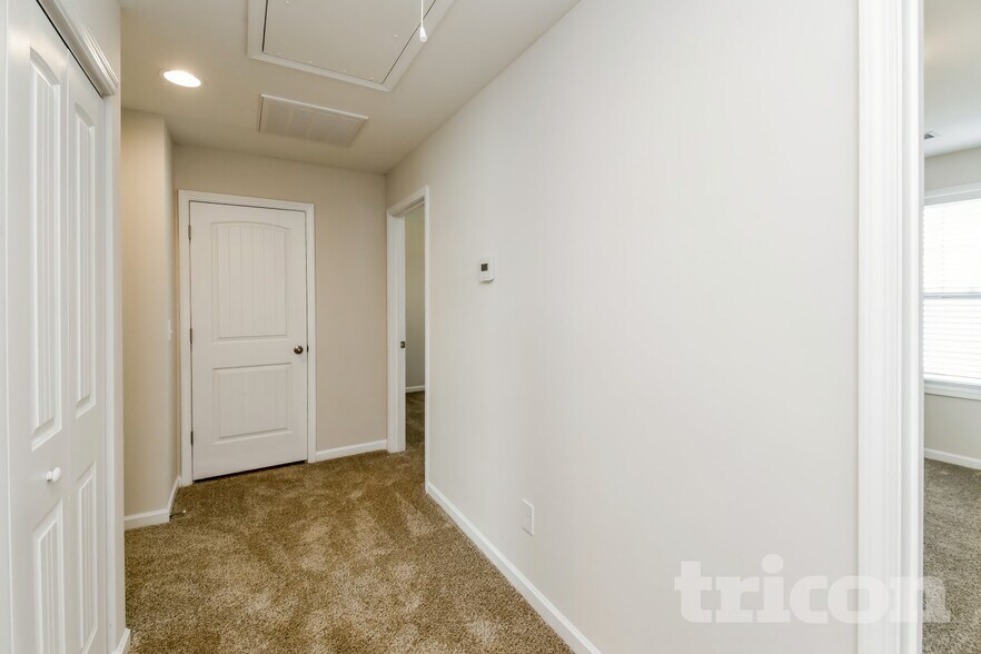 Building Photo - 926 Dawsons Park Wy