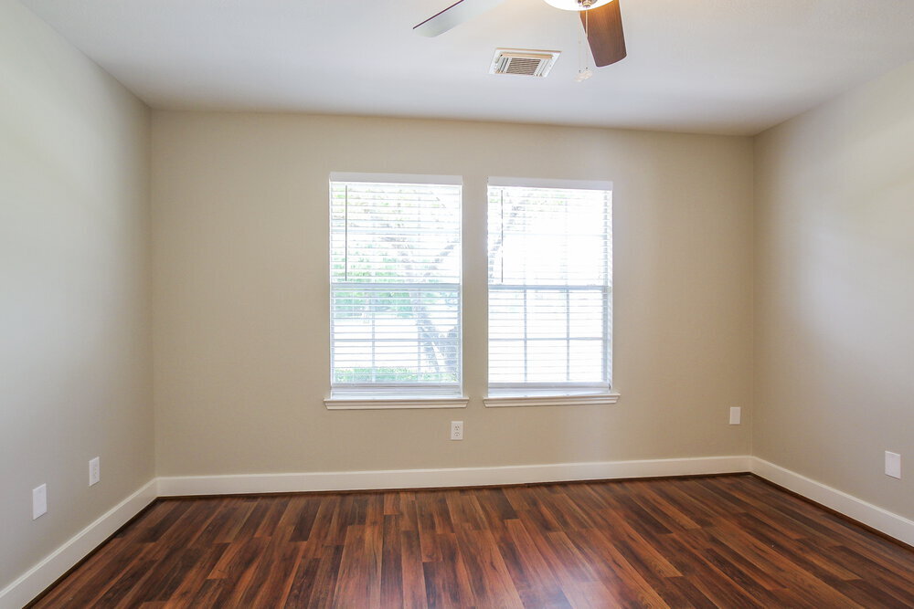 Building Photo - 9711 Farrell Dr