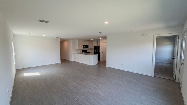 Building Photo - Modern Living | Spacious Layout | Private Backyard Retreat