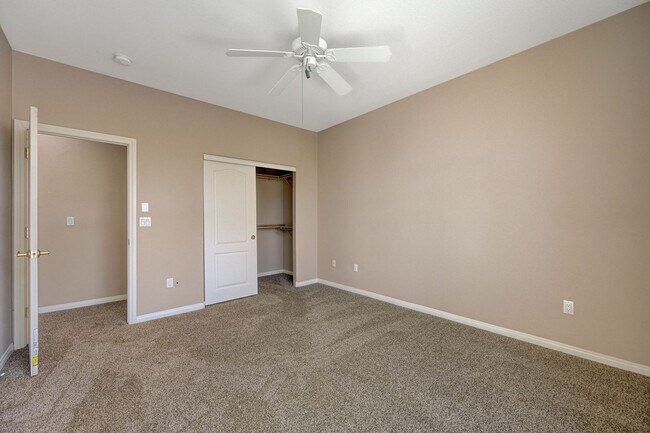 Building Photo - Stunning Green Valley home with a pool in guard gated Legacy