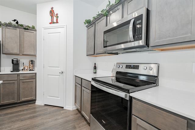 Building Photo - 908 Old Blf Ln