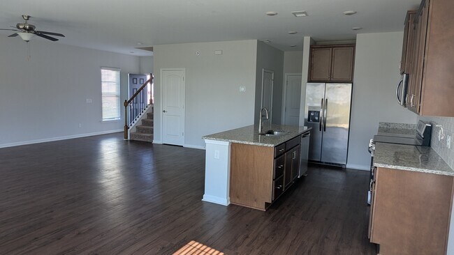 Building Photo - 19 Cantata Cir