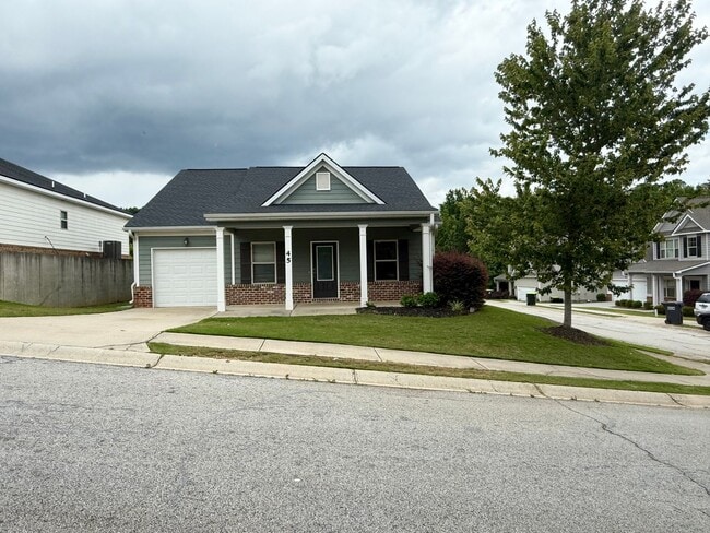 Primary Photo - 3 Bedroom Craftsman!