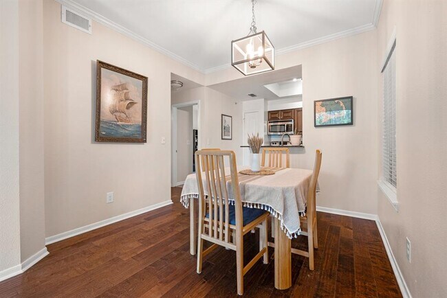 Building Photo - 6000-3 Shepherd Mountain Cove