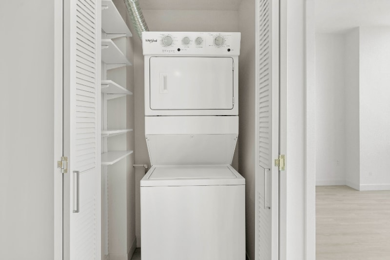 Building Photo - 814 S Michigan Ave