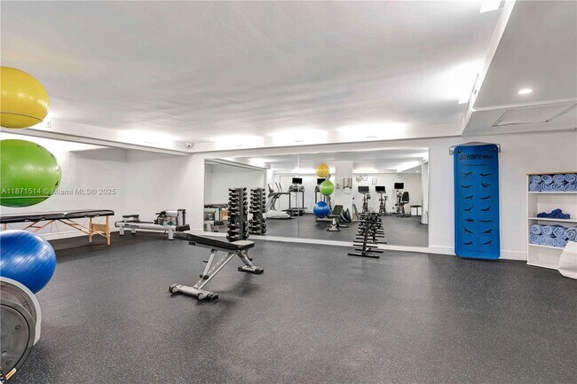 Building Photo - 100 Sunrise Ave