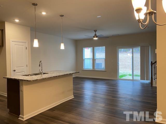 Building Photo - 347 White Oak Ridge Dr