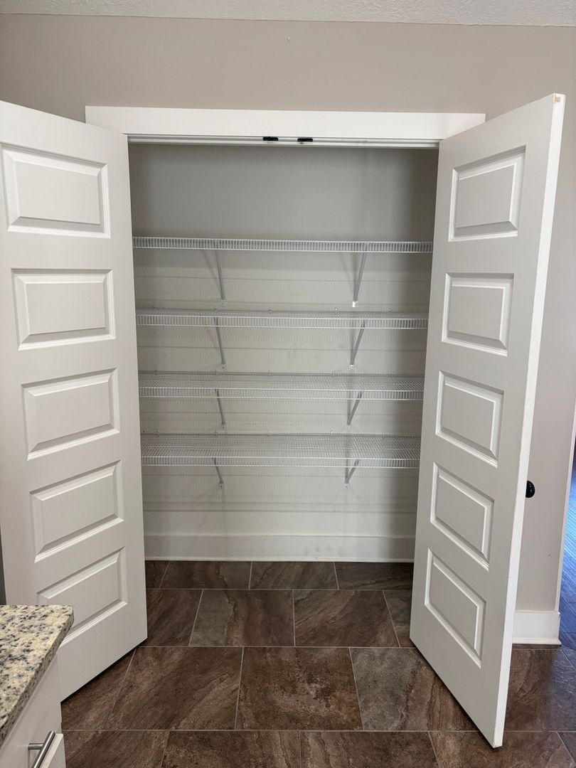 Building Photo - 16 White Birch Dr