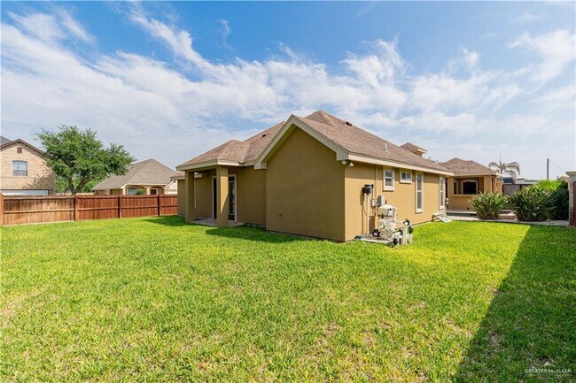 Building Photo - 23 Heron Ct