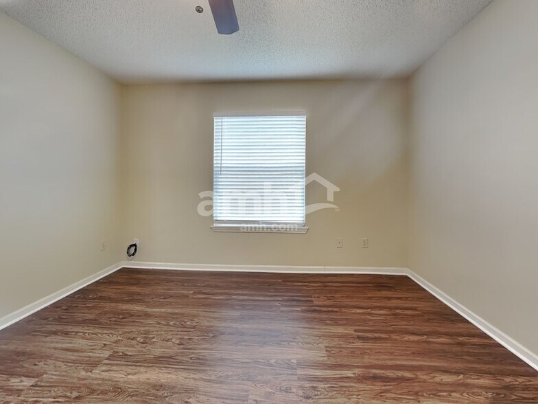 Building Photo - 96015 Sunfish Ln