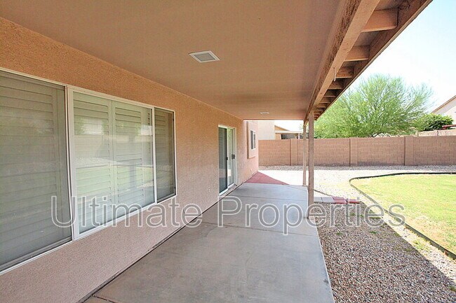 Building Photo - 16386 W Cottonwood St