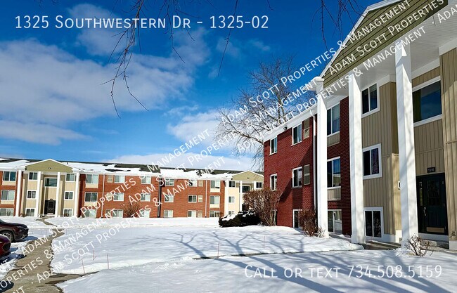 Building Photo - 1325 Southwestern Dr