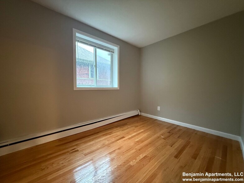 Building Photo - 232 Parker Hill Ave