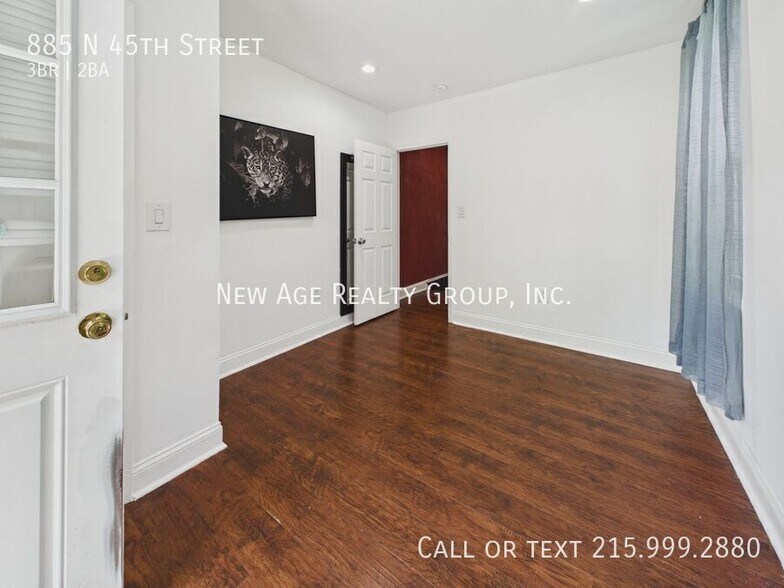 Building Photo - 885 N 45th St