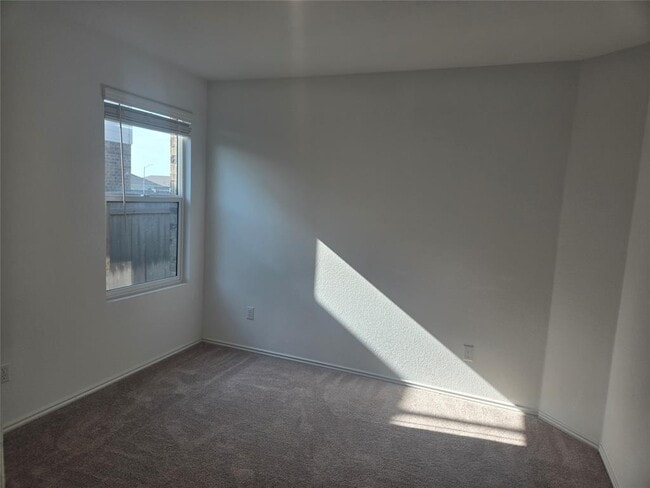 Building Photo - 502 Arnage Dr