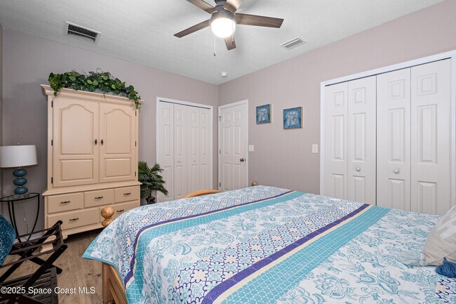 Building Photo - 4729 Alligator Flag Cir