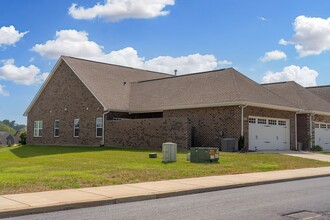 Building Photo - 1647 Foston Ln