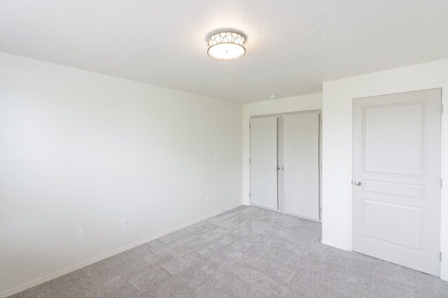 Building Photo - Live Large in Obsidian Trails — Where Comf...