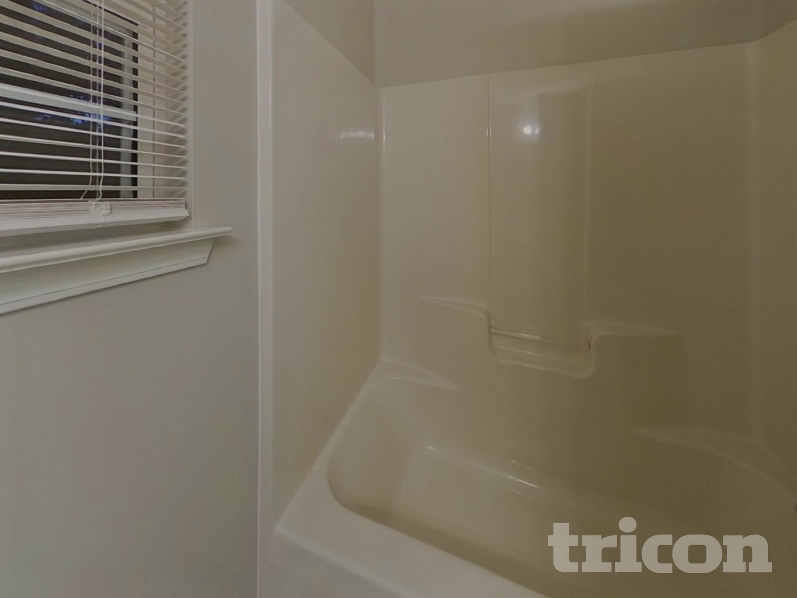 Building Photo - 149 Lantana Dr