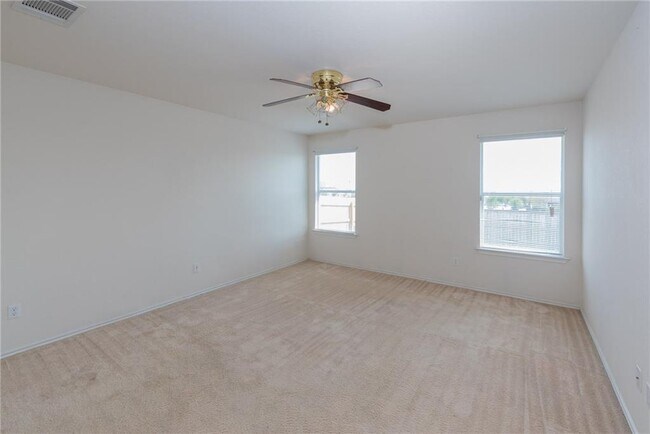Building Photo - 232 Brandons Way
