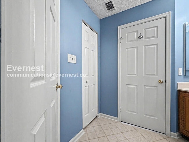 Building Photo - 12212 Eagles Nest Ct