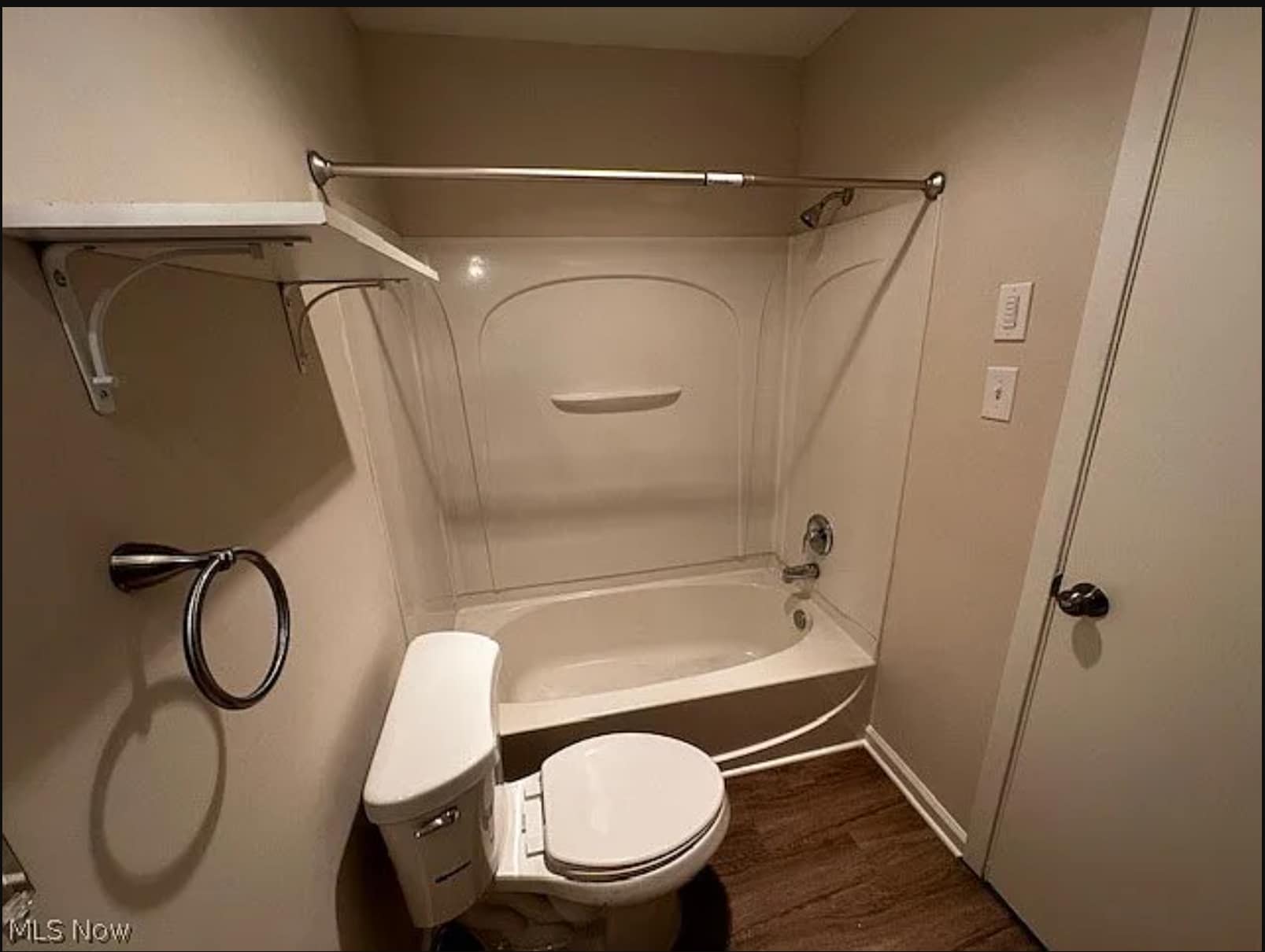 Building Photo - 27401 Westown Blvd