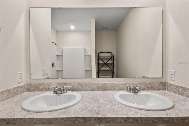 Building Photo - 4529 Blue Rock Dr