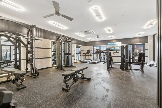 Building Photo - Experience Luxurious Living at CENTURION Union Center