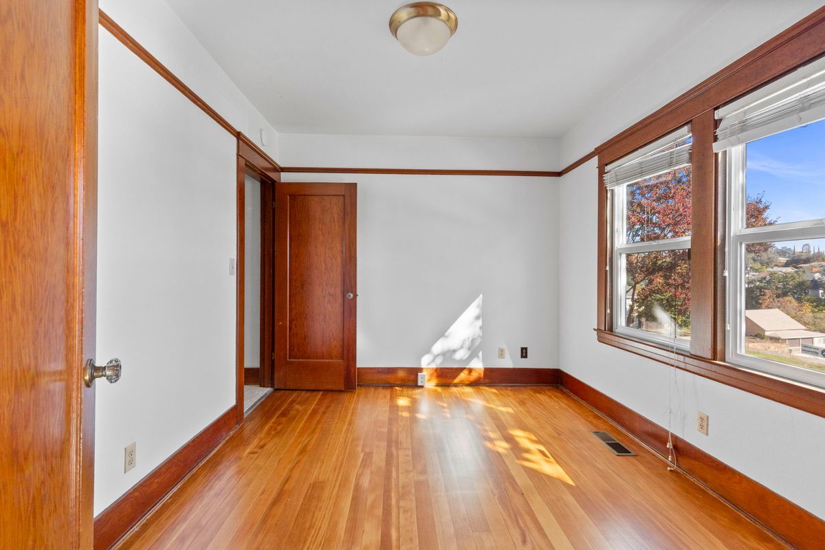 Building Photo - 205 Court St