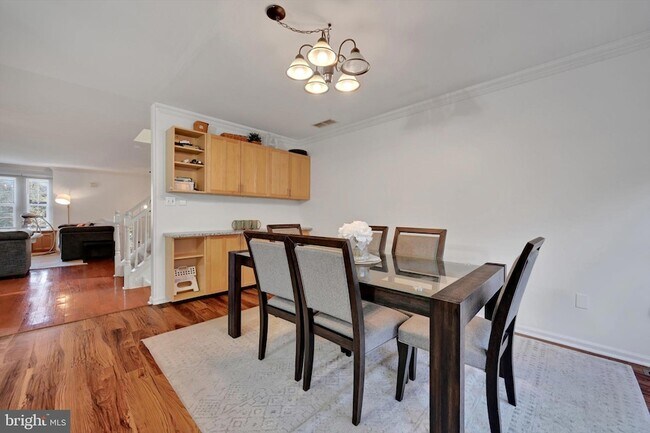 Building Photo - 106 Brookside Dr