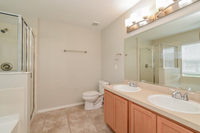 Building Photo - 2735 Breezy Meadow Rd