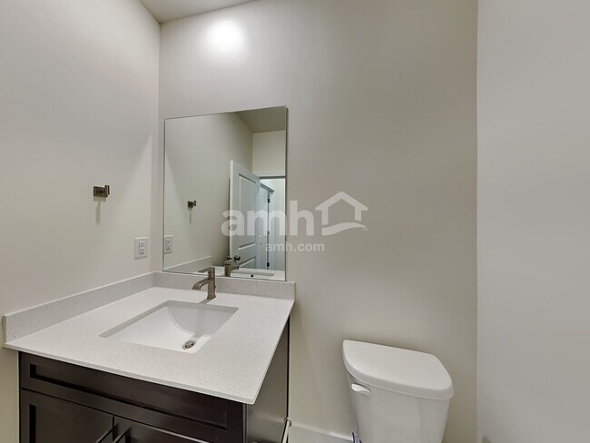 Building Photo - 9444 Wabash St