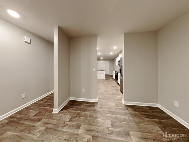Building Photo - 533 Elmwood Pond Ct