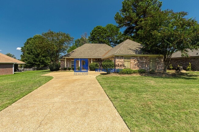 Building Photo - 3 Bed/2 Bath Home in Madison in Devlin Spr...