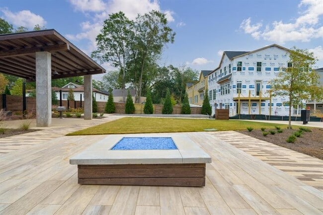 Building Photo - 42 Becker Pl NW