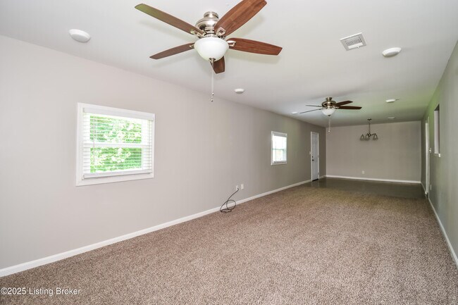 Building Photo - 4809 Granada Dr