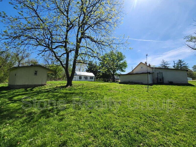 Building Photo - 2282 IN-163