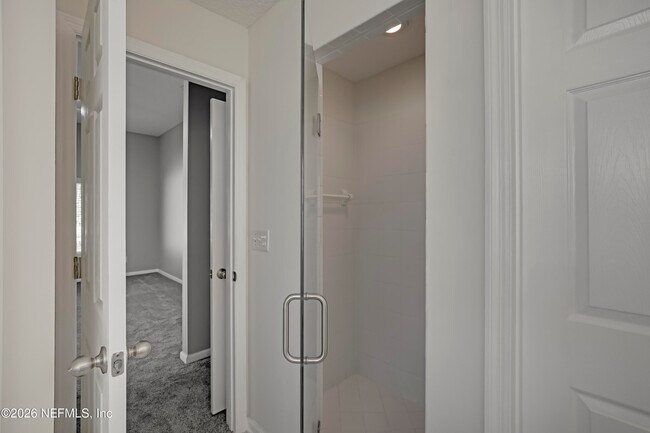 Building Photo - 695 Sid Dr