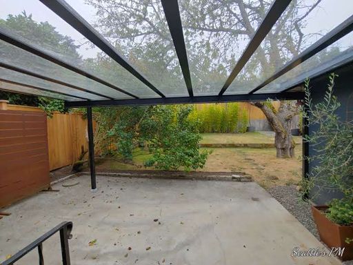Building Photo - Beautifully Updated Magnolia House- 3 Bedr...