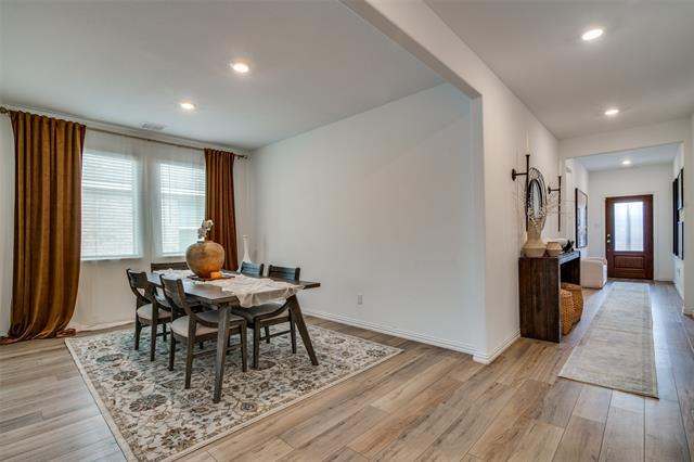 Building Photo - 859 Sitwell Dr