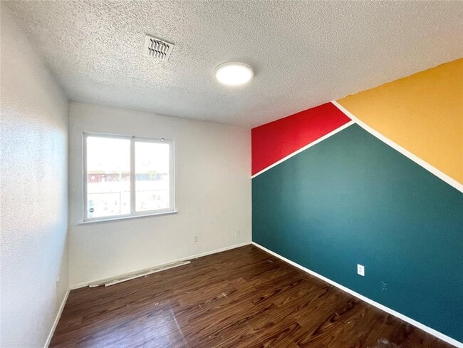 Building Photo - 8208 Sam Rayburn Dr