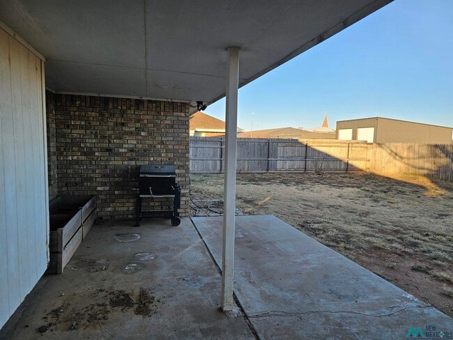 Building Photo - 212 Wilmington Cir