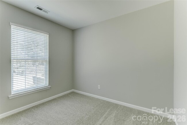 Building Photo - 524 Stillgreen Ln