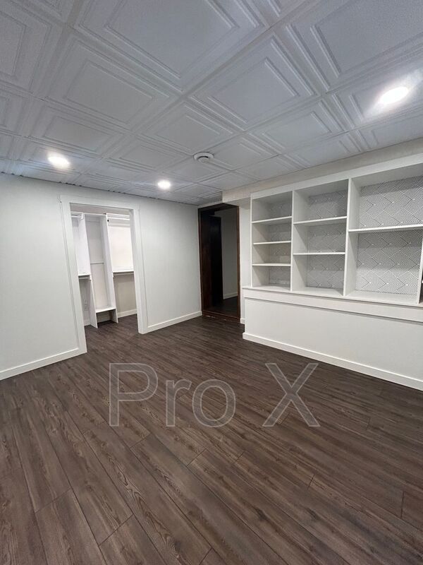 Building Photo - 6 Lambeth Cir