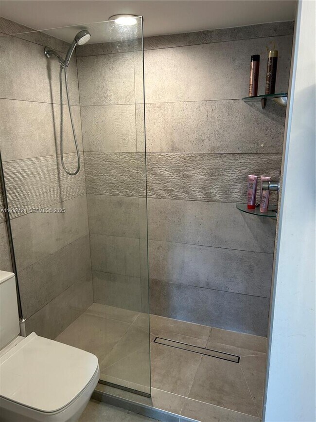 Building Photo - 90 Alton Rd