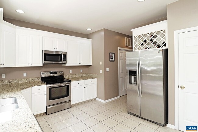Building Photo - 2371 N Chesterfield Ct