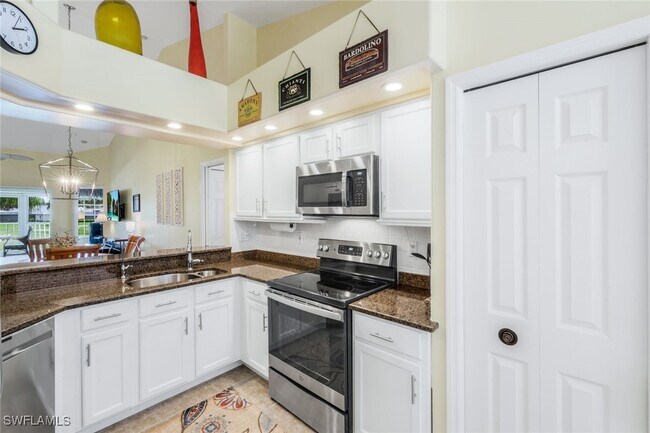 Building Photo - 13641 Worthington Way