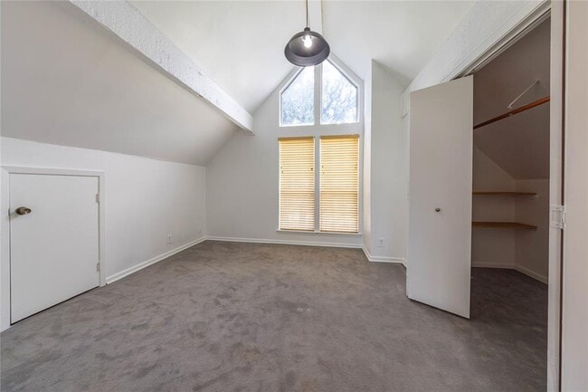 Building Photo - 22 Stonehouse Cir